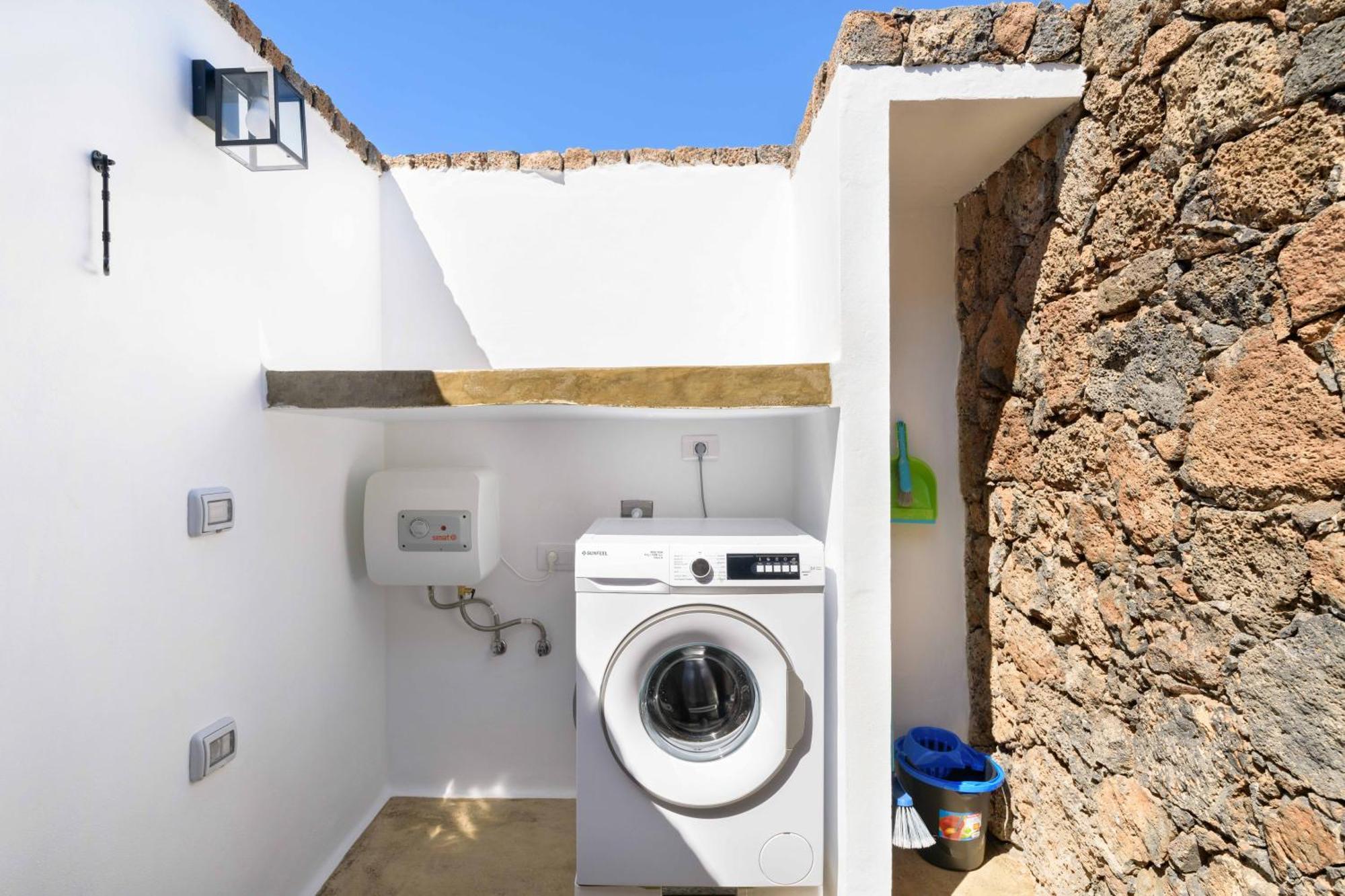 Apartamento Los 4 Nobles Tinajo Bagian luar foto