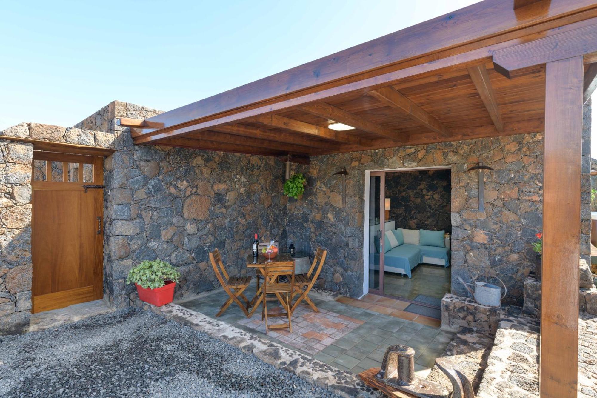 Apartamento Los 4 Nobles Tinajo Bagian luar foto