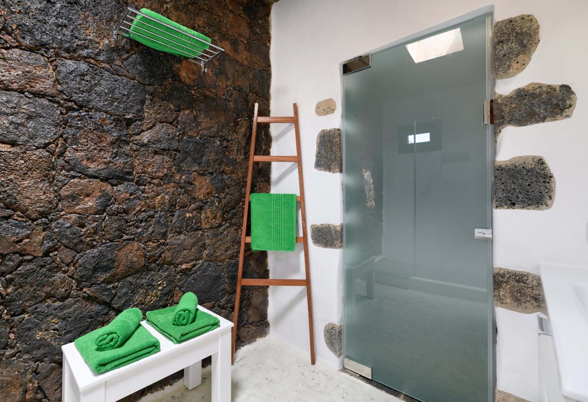 Apartamento Los 4 Nobles Tinajo Bagian luar foto